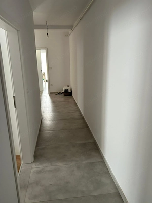 Bloc nou. Decomandat. Bucatarie inchisa. Etaj 2. Mobilat. Zona Hotel IQ. - imagine 3