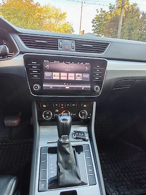 Vând Skoda Superb  - imagine 3