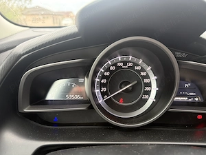 Mazda 2 - SkyActive 1.5 - imagine 4