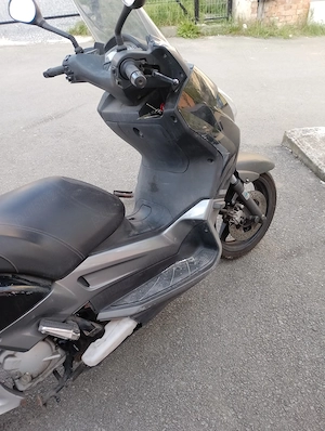Yamaha Majestic x max de 259 ccm.Motor defect. - imagine 4