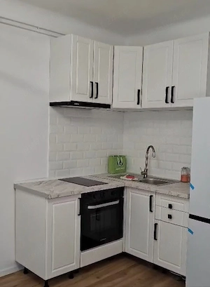 Vand Piata ROMANA , bulevardul DACIA, Renovat - imagine 2