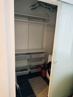 Inchiriez apartament zona Vivo si parcare subterana - imagine 3