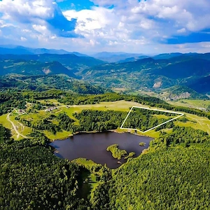 Domeniu privat 4 ha cu 105m deschidere directă la lac   Moșia Mociaru