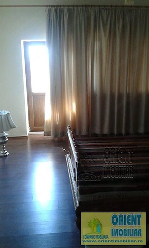 Lazu, vila P+1, 6 camere, mobilata, gaze, inchirieri - imagine 10