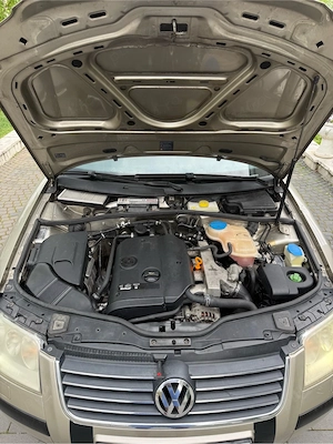 2005 Volkswagen Passat 1.8 Turbo benzina BG Masina Buna  - imagine 10