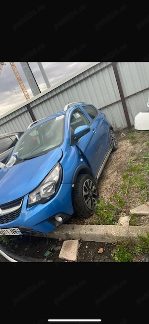Dezmembrez Opel Karl 2017,40.000 km - imagine 4