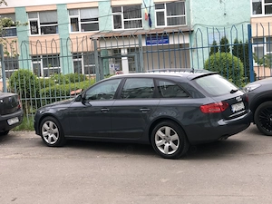Audi A4 - 2011 - Euro 5 - 2.0 diesel 143 cp - imagine 4