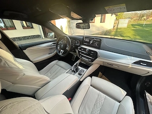 BMW 545e plug-in hybrid xDrive - imagine 9