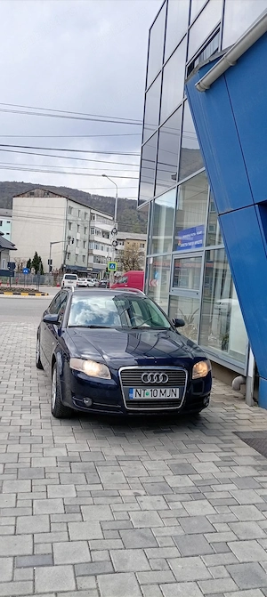 Vând Audi B7 