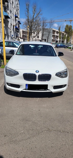 BMW Seria 1 116i - imagine 8