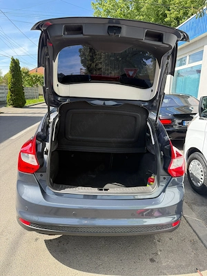 Ford Focus MK3 Hatchback - imagine 7