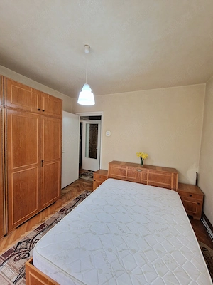 Particular, Craiova,vand ap. 2 cam. semidec., et.3 4, Titulescu (Botanica), centrala, AC, mobilat - imagine 9