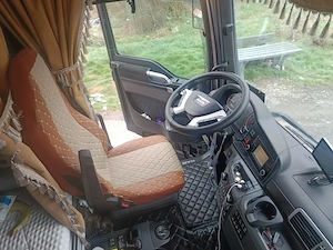 Man 560 d38 an 2016 - imagine 6