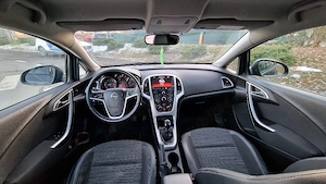 Opel Astra J   2014   1.4 Benzină + GPL din fabrică - imagine 2