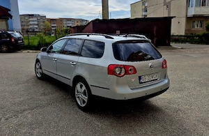 Vând Volkswagen Passat 2.0 TDI BlueMotion   Proprietar in acte  - imagine 4