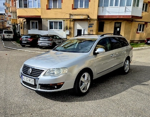 Vând Volkswagen Passat 2.0 TDI BlueMotion   Proprietar in acte  - imagine 3