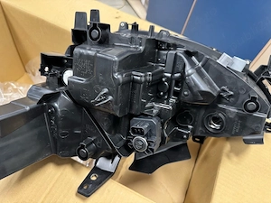 Far dreapta Mazda CX-5 de America cod KL2L51030 - imagine 2