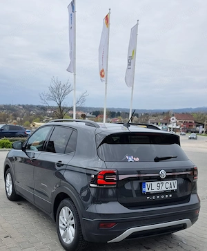 Volkswagen T-Cross Virtual Cockpit anul 2020 benzina  - imagine 3