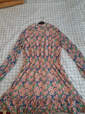 Vand rochita eleganta marime L