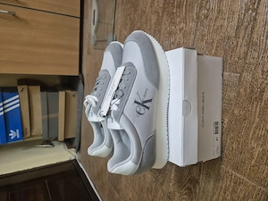 Calvin Klein mărimea 41