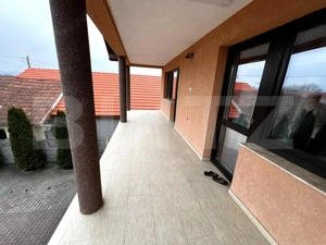 Casă de vânzare in Teiuș, zonă centrală, 150 mp utili, 470 mp teren total - imagine 6