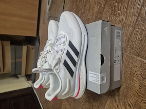 Adidas Supernova mărimea 40