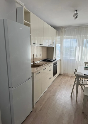 Apartament 2 camere decomandat de inchiriat ultracentral Targoviste  - imagine 10