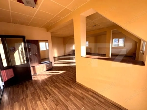 Casă de inchiriat 345mp utili, teren 1.342mp cu potential comercial.