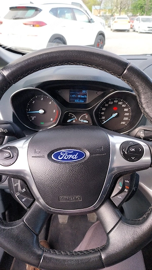 vând autoturism Ford C-Max 1,6 TDI - imagine 4