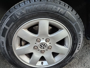 Vând wolkswagen transporter t5 9locuri clima - imagine 5