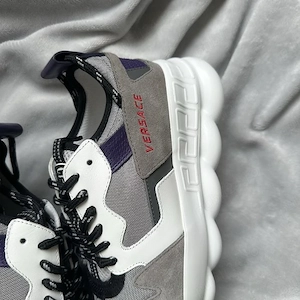 Pantofi Sport Versace Chain Reaction V3 Gri-mov-alb 100% originali - imagine 3