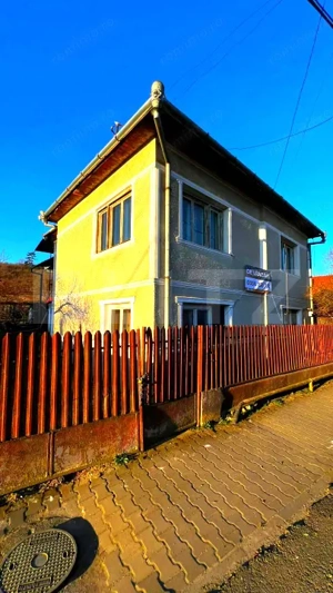 Casă de vânzare în Blaj – 1950 mp teren, 110 mp utili