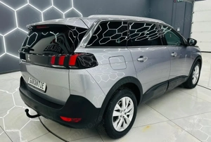 PEUGEOT 5008 - imagine 4