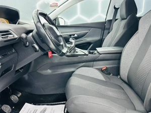 PEUGEOT 5008 - imagine 13