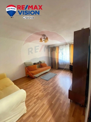 Apartament cu 2 camere de închiriat în zona Rovine