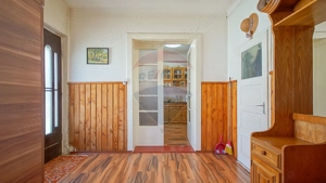 0 Comision -Casa Saseasca | Sura | Sanpetru Brasov - imagine 10