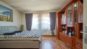 0 Comision -Casa Saseasca | Sura | Sanpetru Brasov - imagine 11