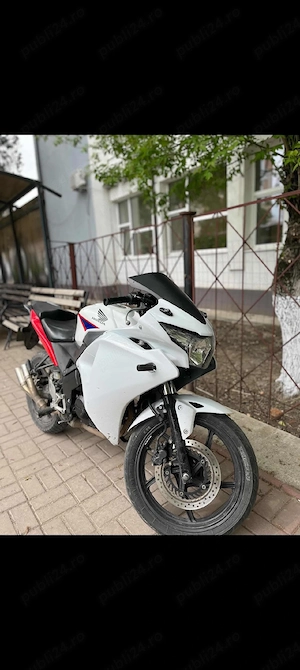 vand honda cbr125 2011 cu transport contracost - imagine 2