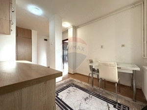 Apartament de vânzare 2 camere central cu vedere la mare - imagine 9