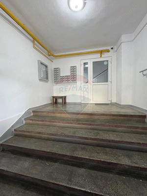 Apartament de vânzare 2 camere central cu vedere la mare - imagine 13