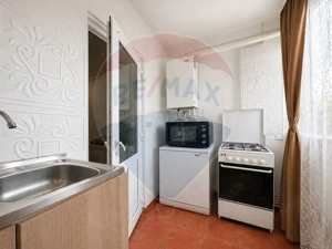 Apartament de vânzare 2 camere central cu vedere la mare - imagine 10