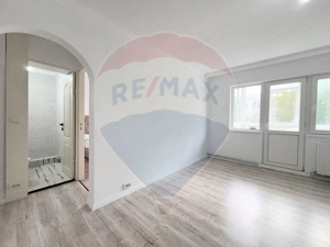 Apartament 2 camere semidecomandat– Mircea cel Bătran - imagine 4