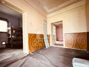 Casa cu potential amenajare pescarie- Zona Varfurile - imagine 17