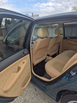 Skoda Fabia an 2001 mot 1.4 benzina Euro 4 - imagine 7