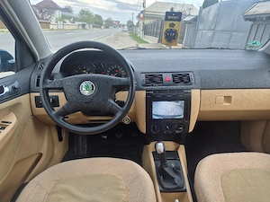 Skoda Fabia an 2001 mot 1.4 benzina Euro 4 - imagine 6