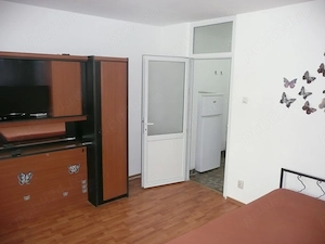 Proprietar inchiriez garsoniera CF 1, Calea Vitan Auchan 330 euro - imagine 4