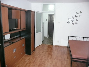 Proprietar inchiriez garsoniera CF 1, Calea Vitan Auchan 330 euro - imagine 7