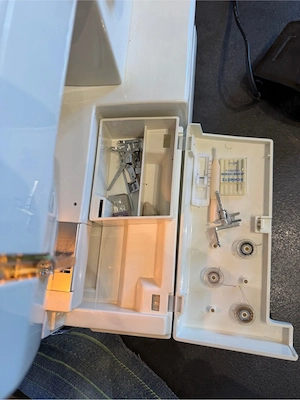 Mașină de cusut Riccar 8830-S Super Stretch   Robustă - imagine 2