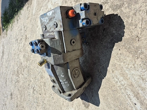 Hidromotor Excavator O&K - imagine 3