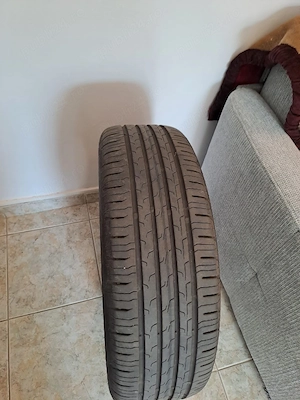 vând patru cauciucuri de vară